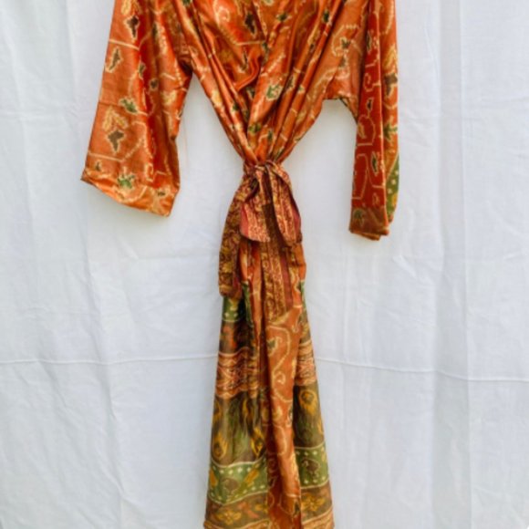 Orange Vintage Silk Saree Robe - Picture 3 of 3